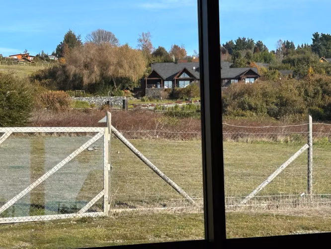 VENTA DE HERMOSA PARCELA CON CASA  CAMINO APUCON - Imagen 13