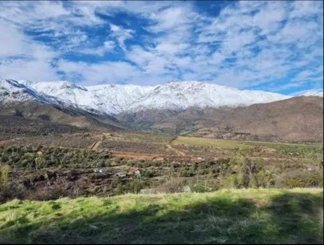 PARCELA DE 5.760 M² CON DERECHOS DE AGUA Y VISTA A LA CORDILLERA – SAN ESTEBAN