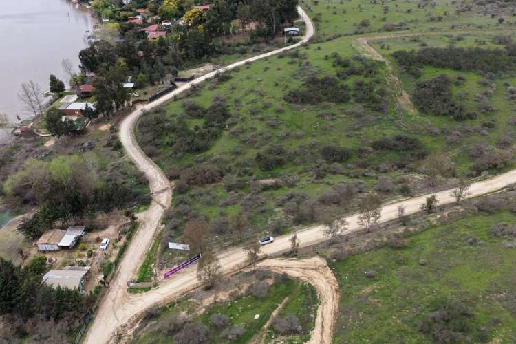 Alma Rapel, acceso al lago con marina y luz eléctr
