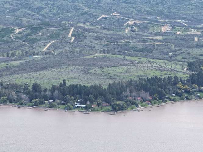 Alma Rapel, acceso al lago con marina y luz eléctr