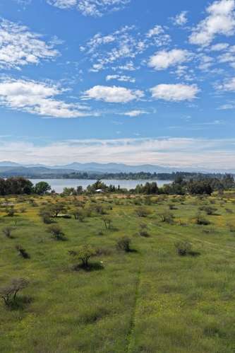 Alma Rapel, acceso al lago con marina y luz eléctr