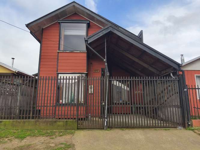 ¡Espaciosa Casa en Osorno por $84 Millones - 4D -