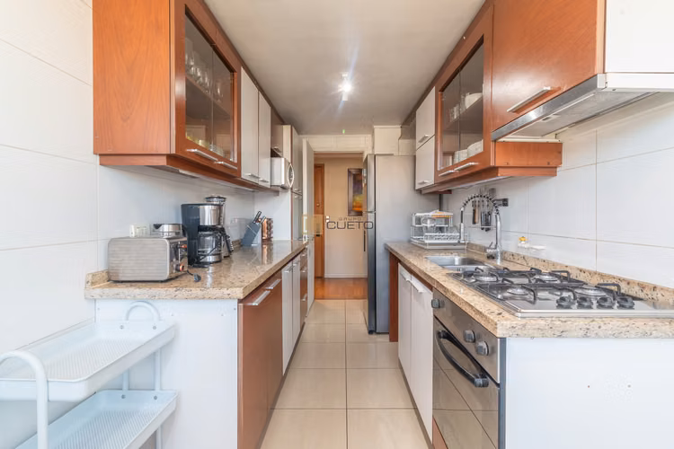 Departamento en venta 4D + 3B + 2E + 1B en 7 Norte, Sector Poniente Viña del Mar - Imagen 9