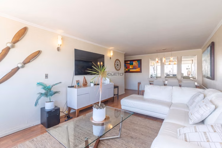 Departamento en venta 4D + 3B + 2E + 1B en 7 Norte, Sector Poniente Viña del Mar - Imagen 2