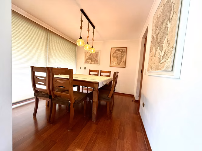 CASA 6 DORMITORIOS 4 BAÑOS EN CONDOMINIO PEÑALOLÉN,