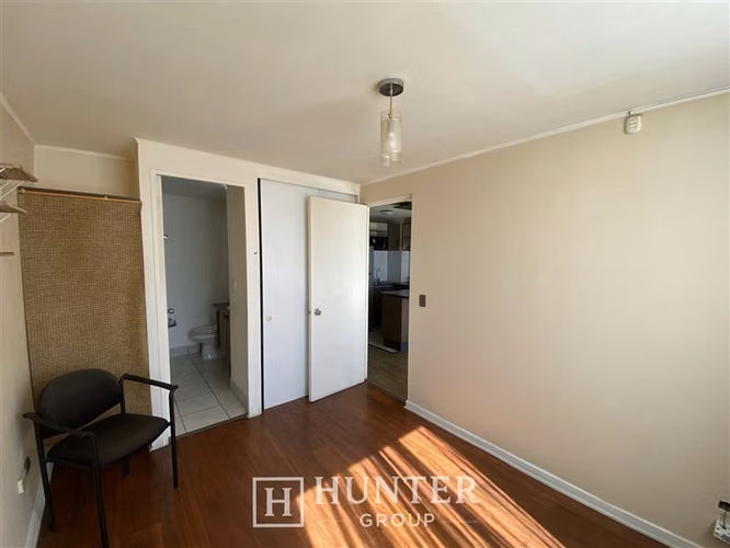 Arriendo Depto 1D 1B Semi Amoblado Metro Rodrigo de Araya - Imagen 6