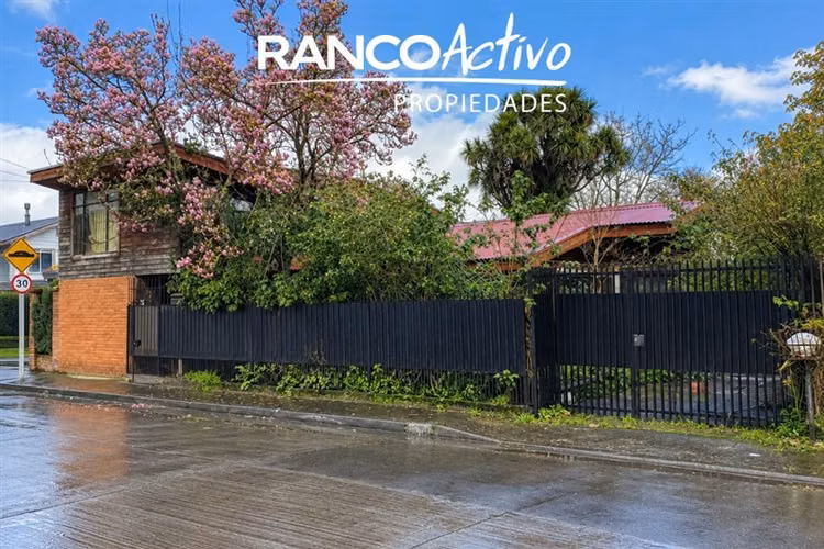 Casa en venta con gran terreno de 3 dorm. en Chiguayante - Imagen 12