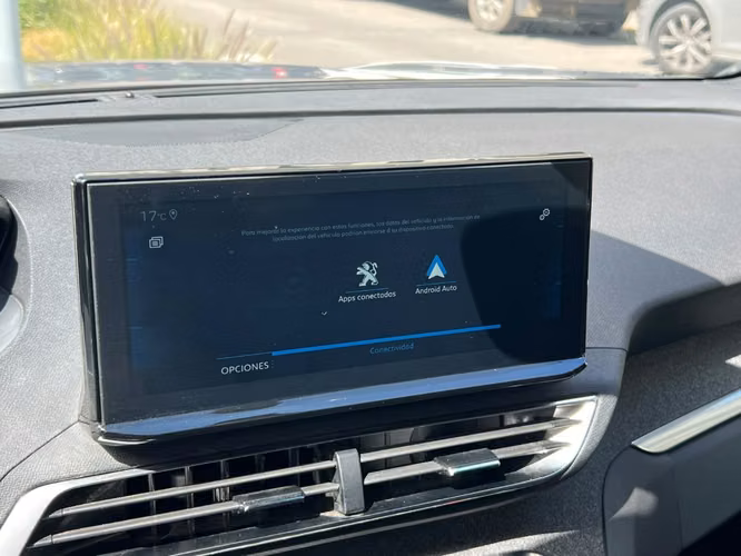 PEUGEOT 5008 ALLURE BLUE HDI 1.5 AT 2024 - Imagen 15