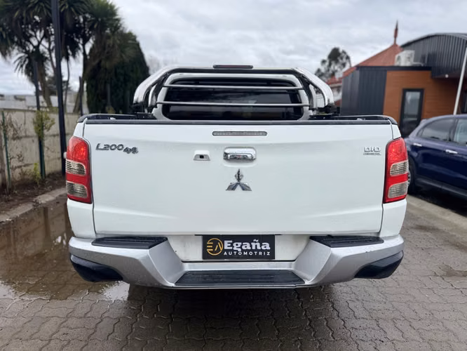 MITSUBISHI L200 2019 - Imagen 5