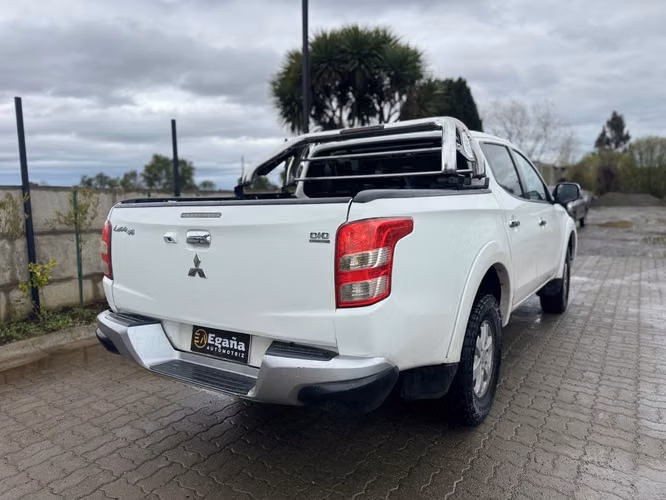 MITSUBISHI L200 2019 - Imagen 4