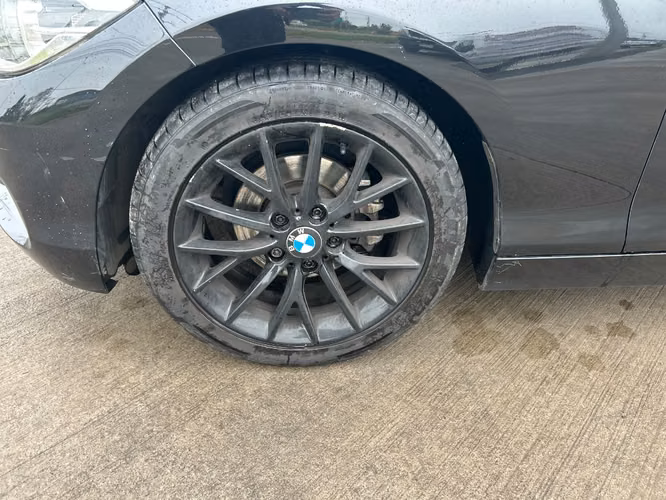 BMW 118I 1.5  2019 - Imagen 10