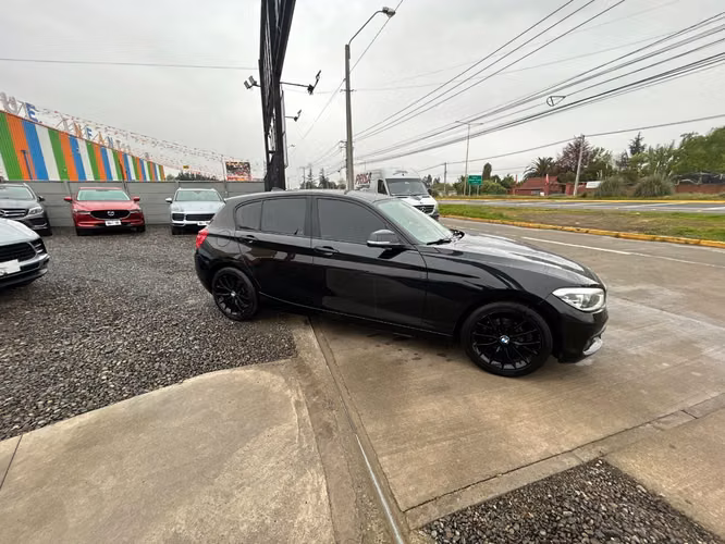 BMW 118I 1.5  2019 - Imagen 5