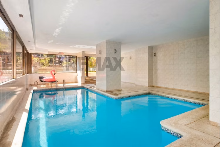 252 m² en el golf | gran potencial de remodelación