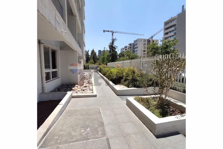 Depto luminoso 1 dorm 1 b, metro vicente valdes - Imagen 18