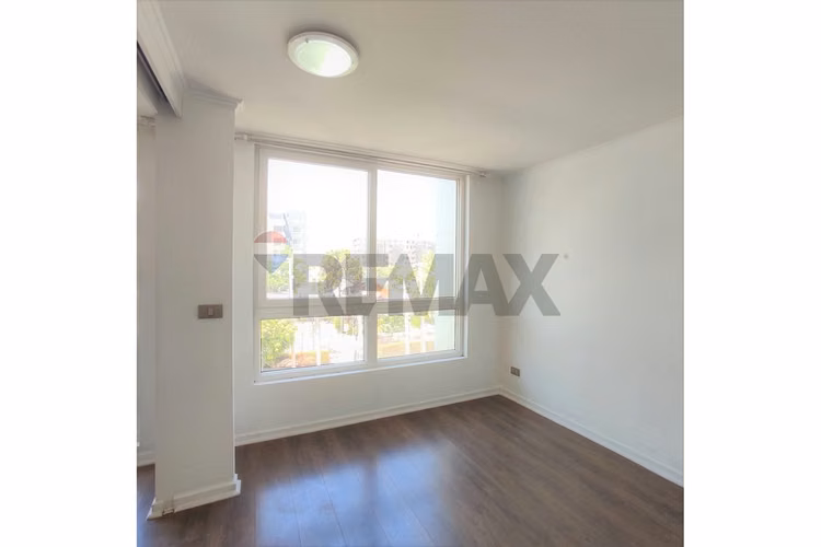 Depto luminoso 1 dorm 1 b, metro vicente valdes - Imagen 10