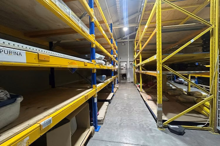 Gran local 287m²: ventas, bodegas y oficinas - Imagen 14