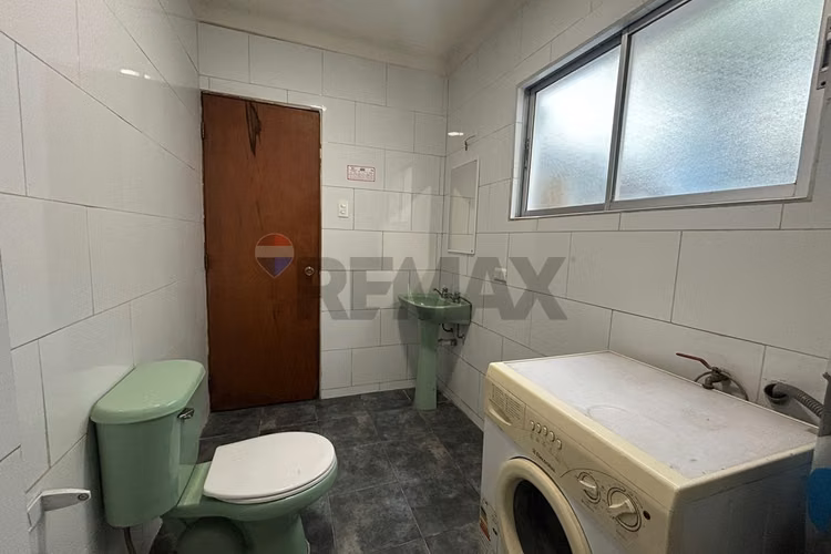 Gran local 287m²: ventas, bodegas y oficinas - Imagen 20
