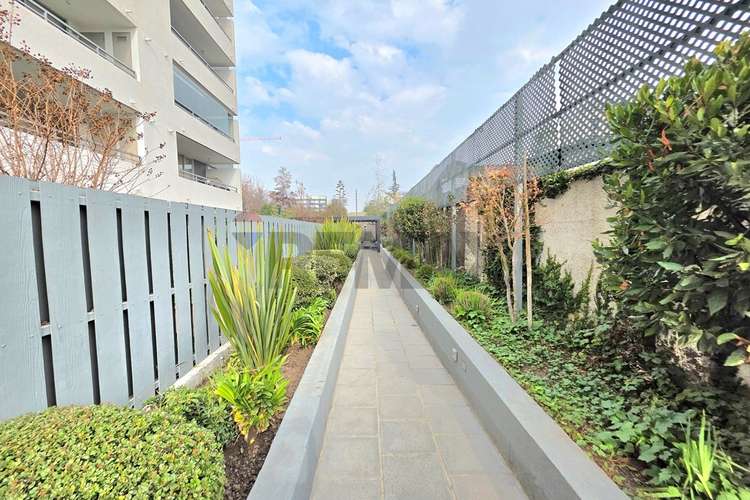 Departamento con jardín - Imagen 26