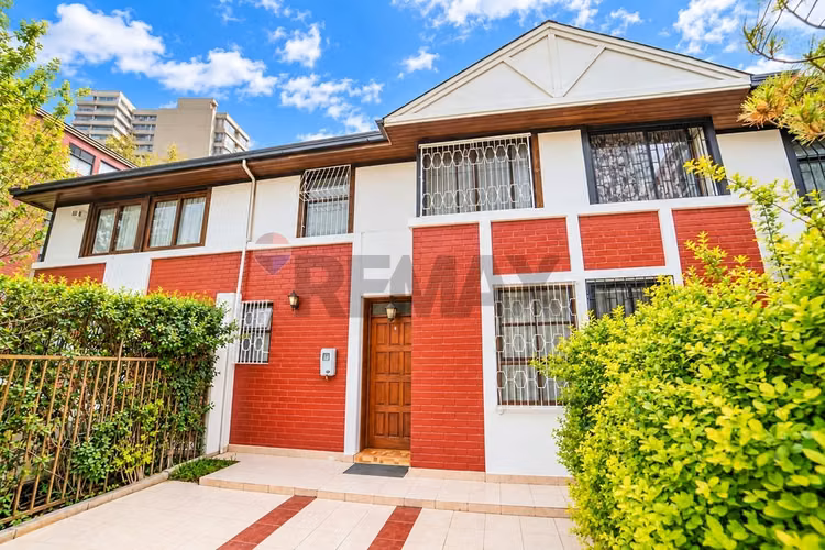 ¡tu casa ideal en monseñor eyzaguirre!