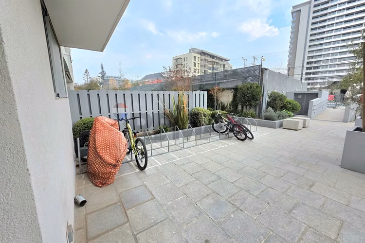 Departamento con jardín privado - Imagen 23