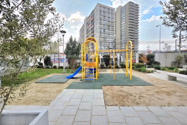 Departamento con jardín privado - Imagen 24