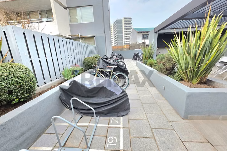 Departamento con jardín privado - Imagen 27