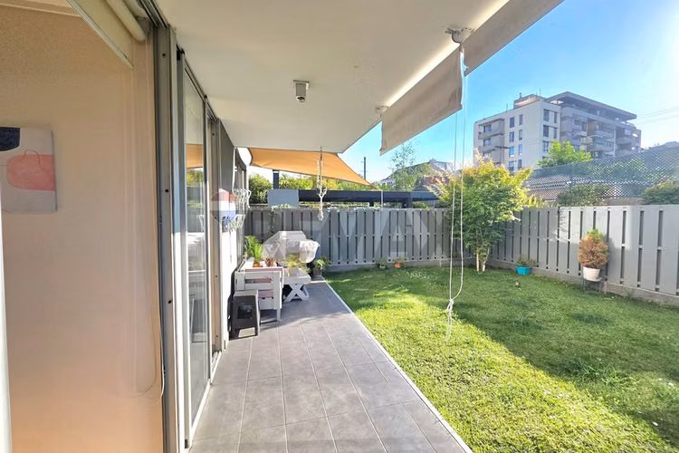 Departamento con jardín privado - Imagen 19