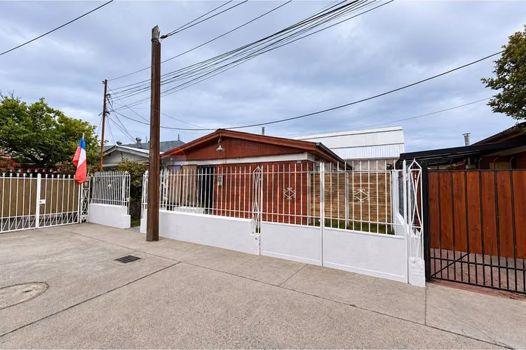 Casa con amplio terreno en san miguel