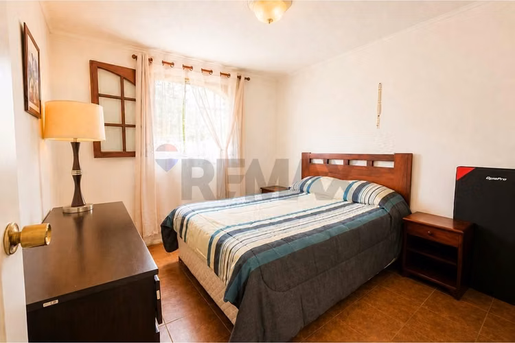 Parcela con 2 casas en terreno - Imagen 13