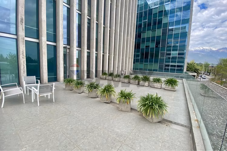 Oficina con terraza sector estoril - Imagen 1