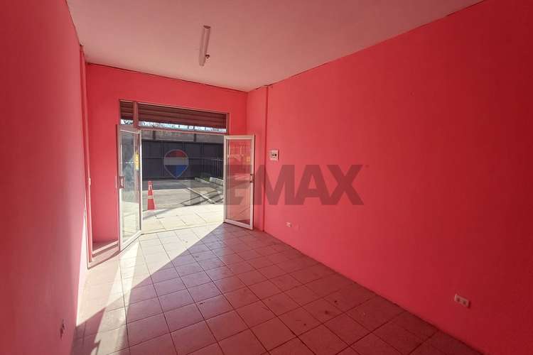 Inversión 6 locales comerciales en la pintana. - Imagen 17