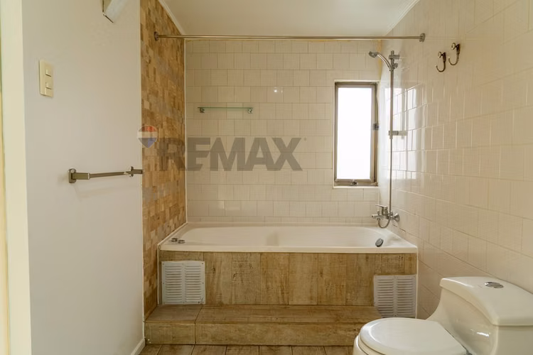 Casa remodelada en pasaje cerrado - Imagen 36