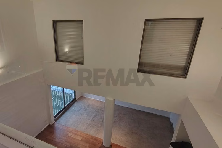 Casa remodelada en pasaje cerrado - Imagen 33