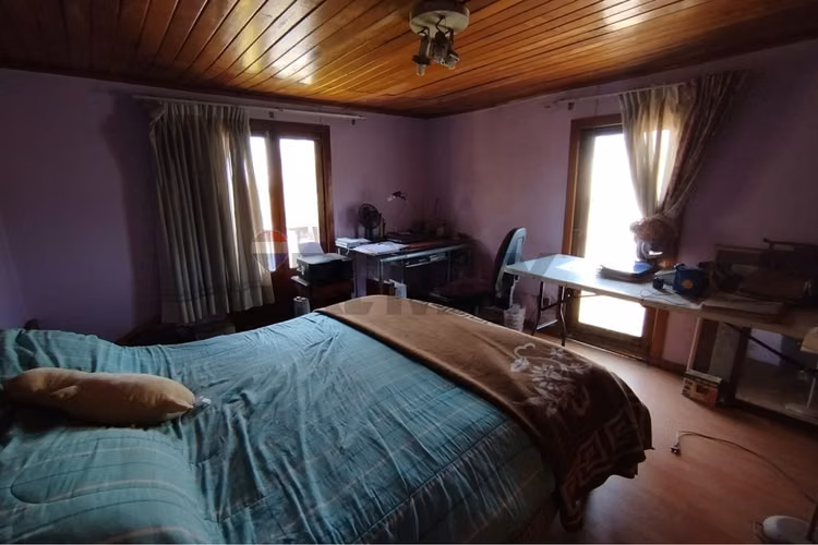 Casa patronal 1050 m2 de terreno, en la cisterna - Imagen 22