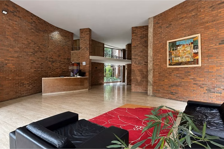 ¡ arquitectura premiada en providencia! - Imagen 2