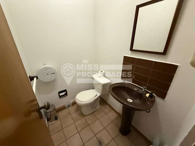 ARRIENDA PROPIEDAD COMERCIAL EDIFICIO BULNES, ANTOFAGASTA - Imagen 10