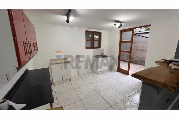 Encantadora casa en buin: modernidad y comodidad - Imagen 6
