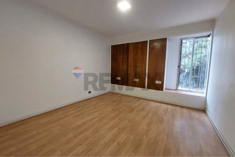Venta casa 4 dormitorios 3 baños las condes - Imagen 6