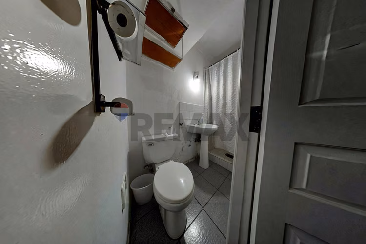 Venta casa 4 dormitorios 3 baños las condes - Imagen 10