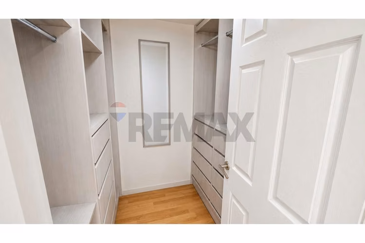 Moderna casa familiar 5d/4b/expectacular quincho - Imagen 28
