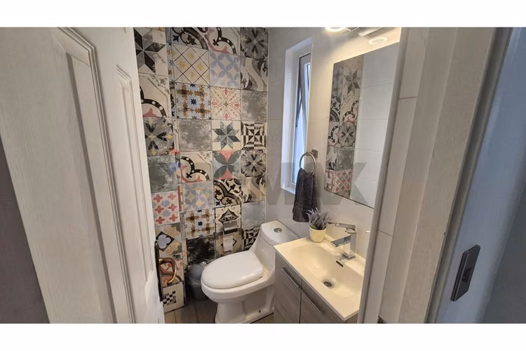 Moderna casa familiar 5d/4b/expectacular quincho - Imagen 10