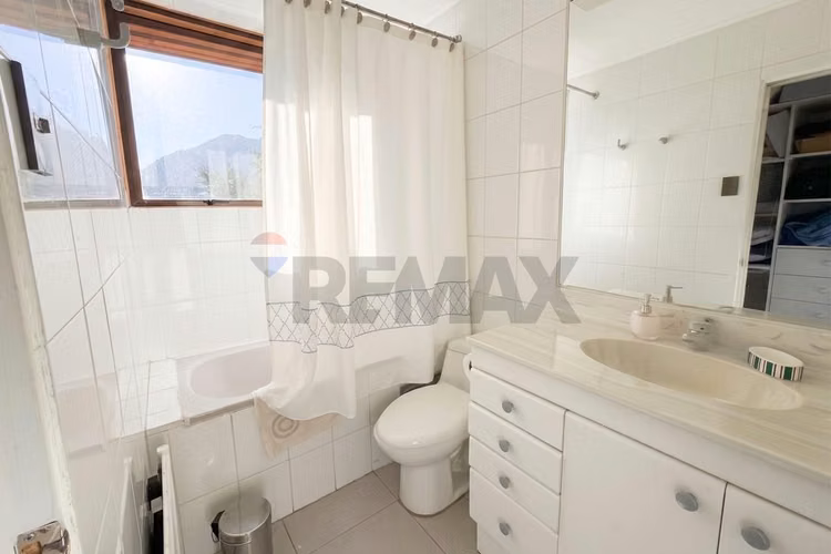 Oportunidad! maravillosa casa y vista,  el arrayán - Imagen 22
