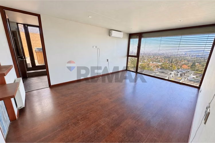 Se arrienda casa en condominio privado