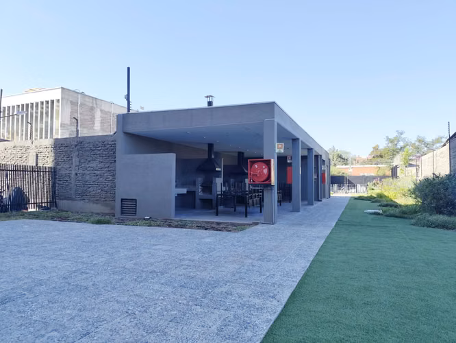 MODERNO 1D1B CON TERRAZA EN LA CISTERNA