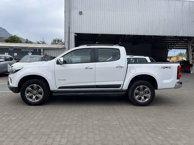 Chevrolet Colorado Ltz 4wd 2.8 At 2023 - Imagen 2