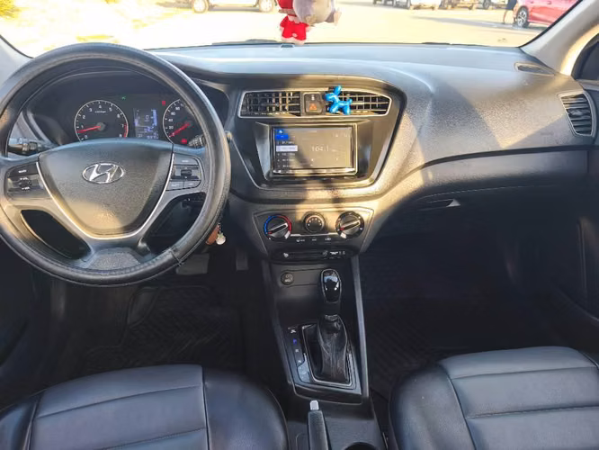 Hyundai i20 automático full 1.4 - Imagen 4