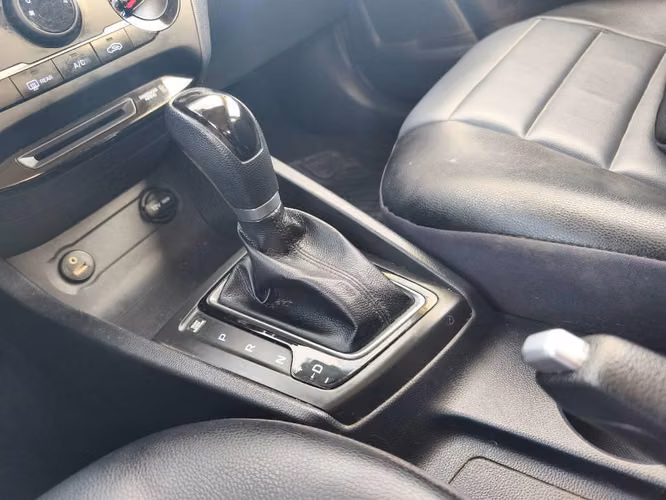 Hyundai i20 automático full 1.4 - Imagen 6