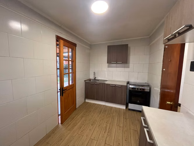 Venta de casa condominio Santa Ema Isla de Maipo