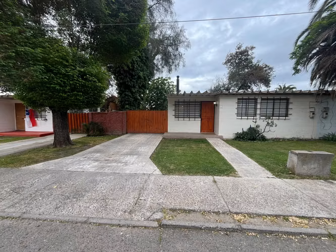 Venta de casa condominio Santa Ema Isla de Maipo