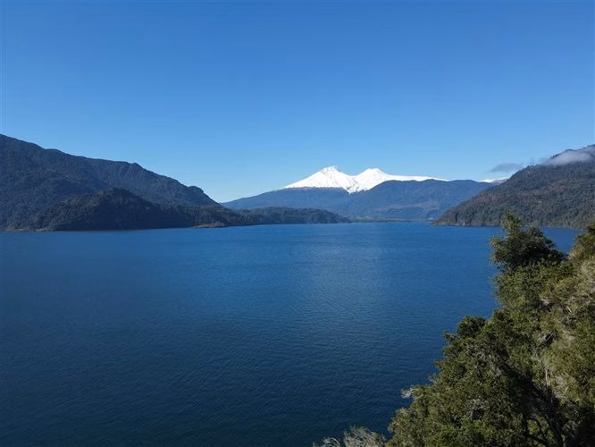 Parcelas a 1 minuto del Lago Riñihue, urbanizadas